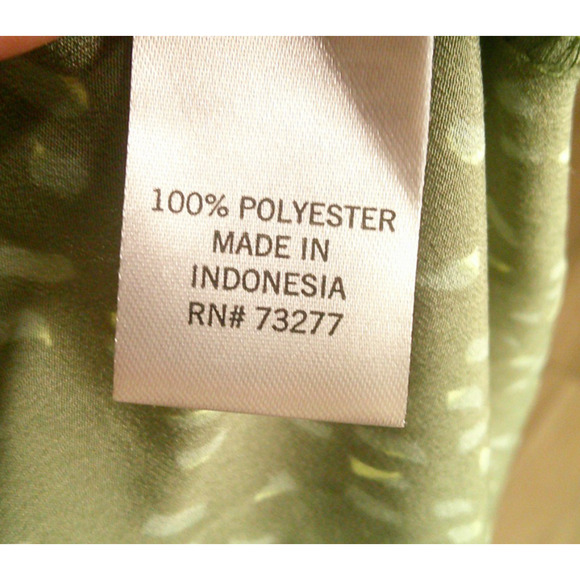 Evri Women's Button-down 1X Army Green Long Sleeve Blouse - Picture 6 of 7